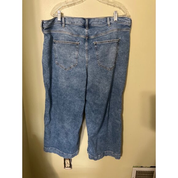 Lands End Womens Denim Capri Jeans Size 18W Relaxed Fit Mid Rise Stretch - Picture 13 of 16